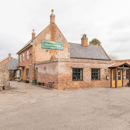 Oyo Elm Farm Country House, Norwich Airport Horsham St Faith Экстерьер фото